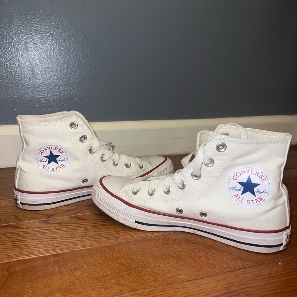 Chuck Taylor All Star Classic - white hi tops
